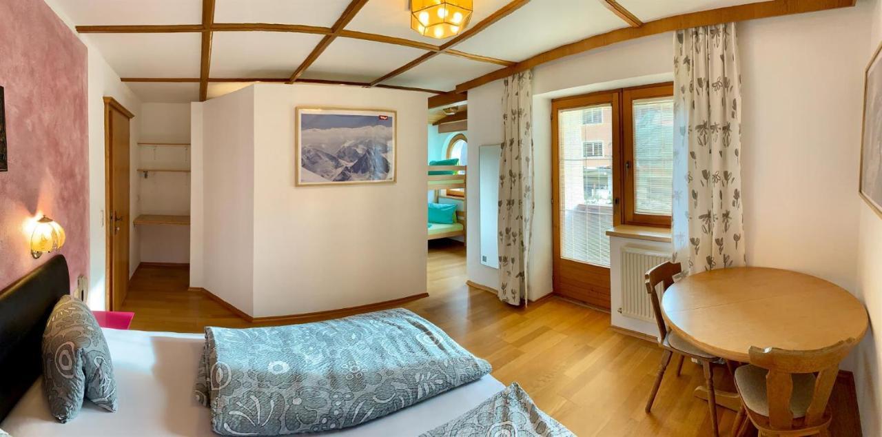 Chalet Neuhaus Ried im Zillertal Exterior photo